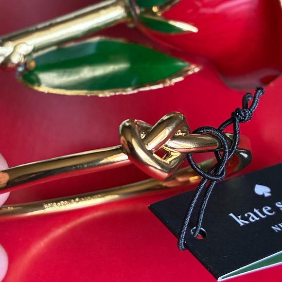 KATE SPADE Bracelet,Kate Spade Shiny Gold Knot Bracelet - Picture 2 of 11
